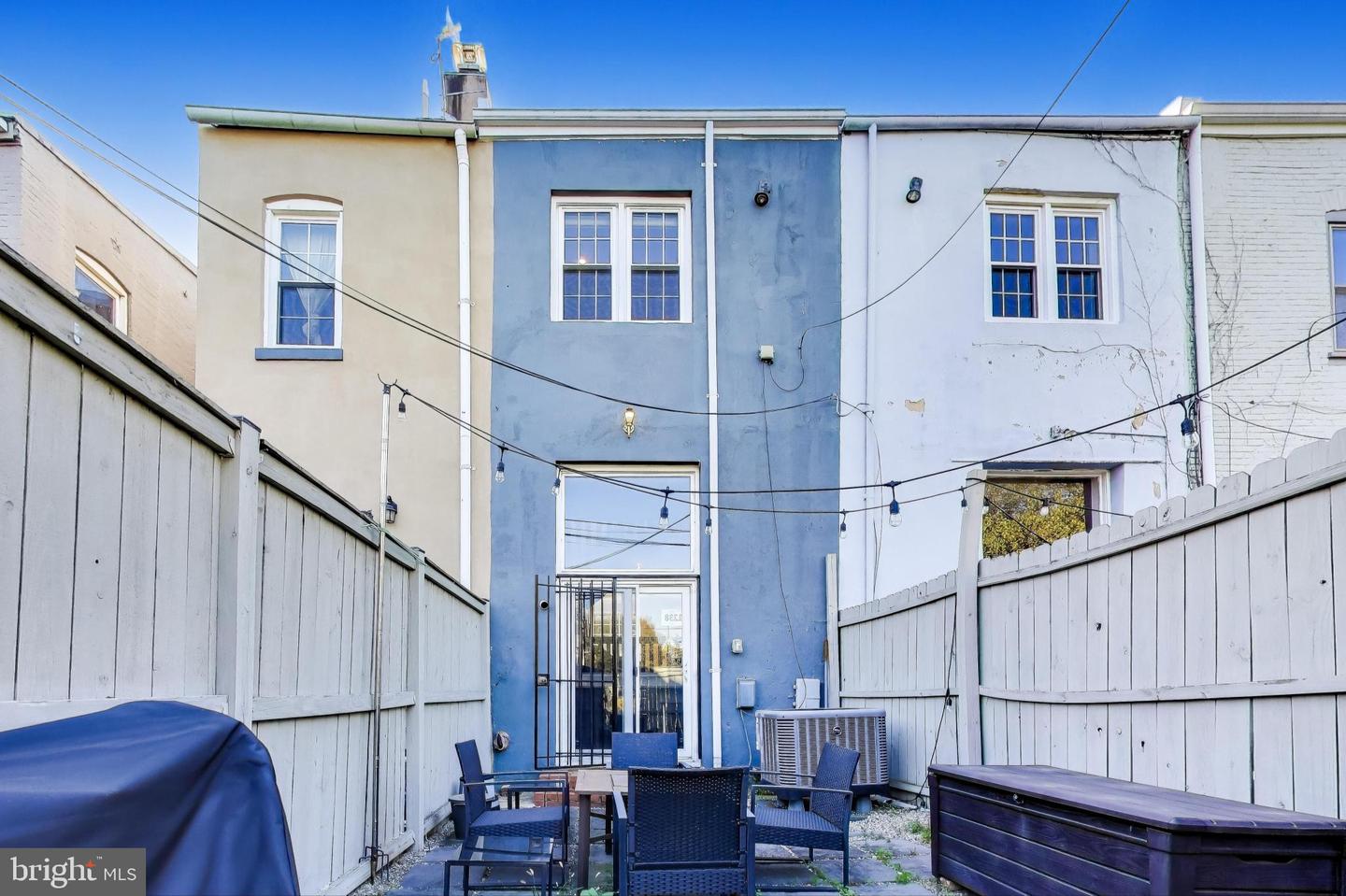 1238 LINDEN PL NE, WASHINGTON, District Of Columbia 20002, 2 Bedrooms Bedrooms, ,1 BathroomBathrooms,Residential,For sale,1238 LINDEN PL NE,DCDC2228450 MLS # DCDC2228450