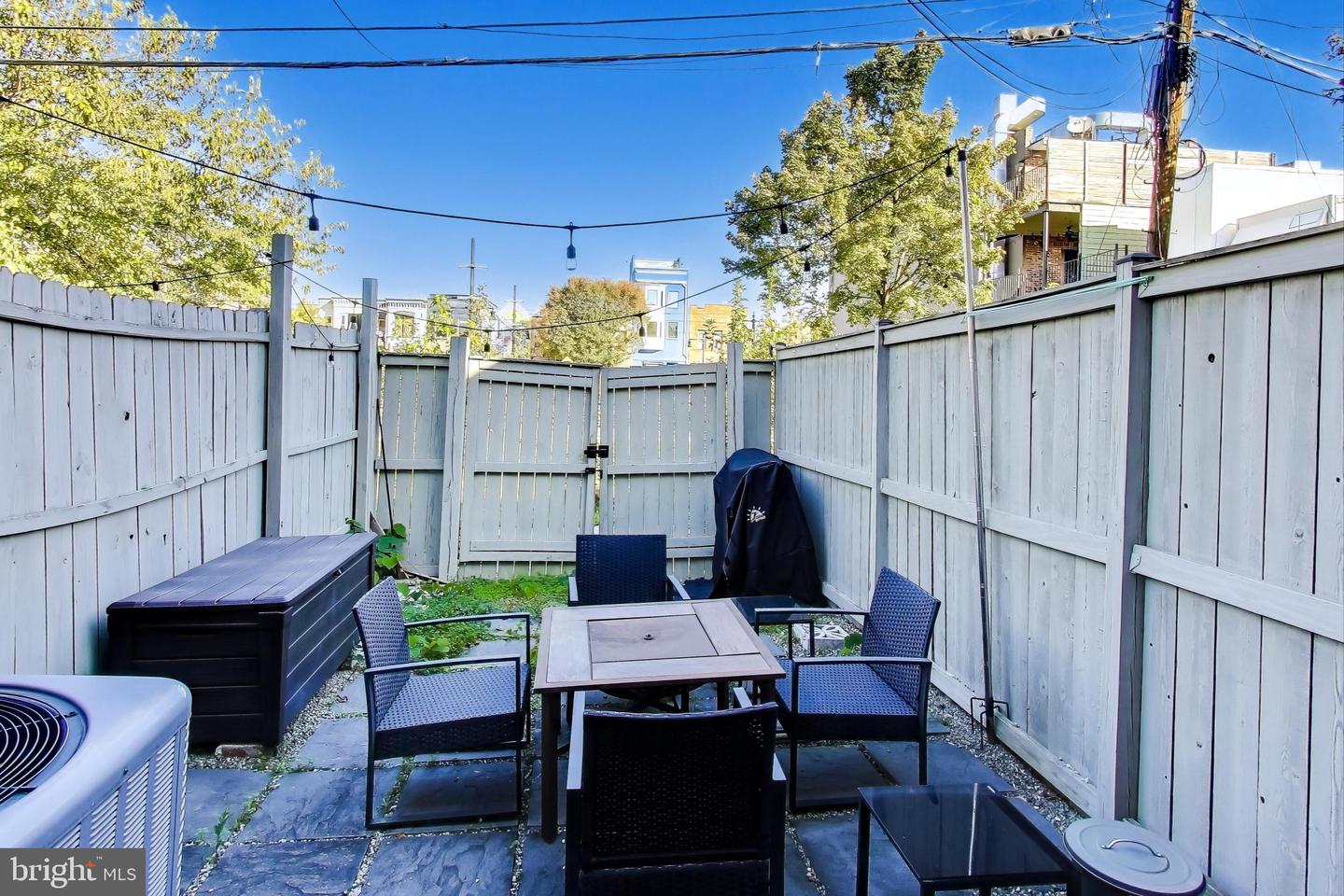 1238 LINDEN PL NE, WASHINGTON, District Of Columbia 20002, 2 Bedrooms Bedrooms, ,1 BathroomBathrooms,Residential,For sale,1238 LINDEN PL NE,DCDC2228450 MLS # DCDC2228450