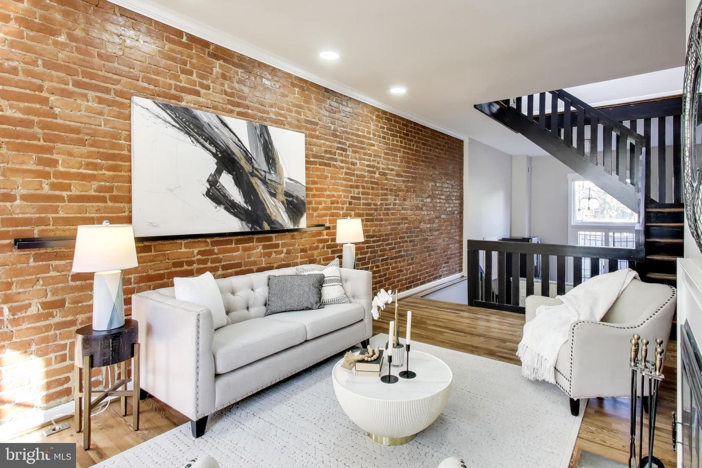 1238 LINDEN PL NE, WASHINGTON, District Of Columbia 20002, 2 Bedrooms Bedrooms, ,1 BathroomBathrooms,Residential,For sale,1238 LINDEN PL NE,DCDC2228450 MLS # DCDC2228450