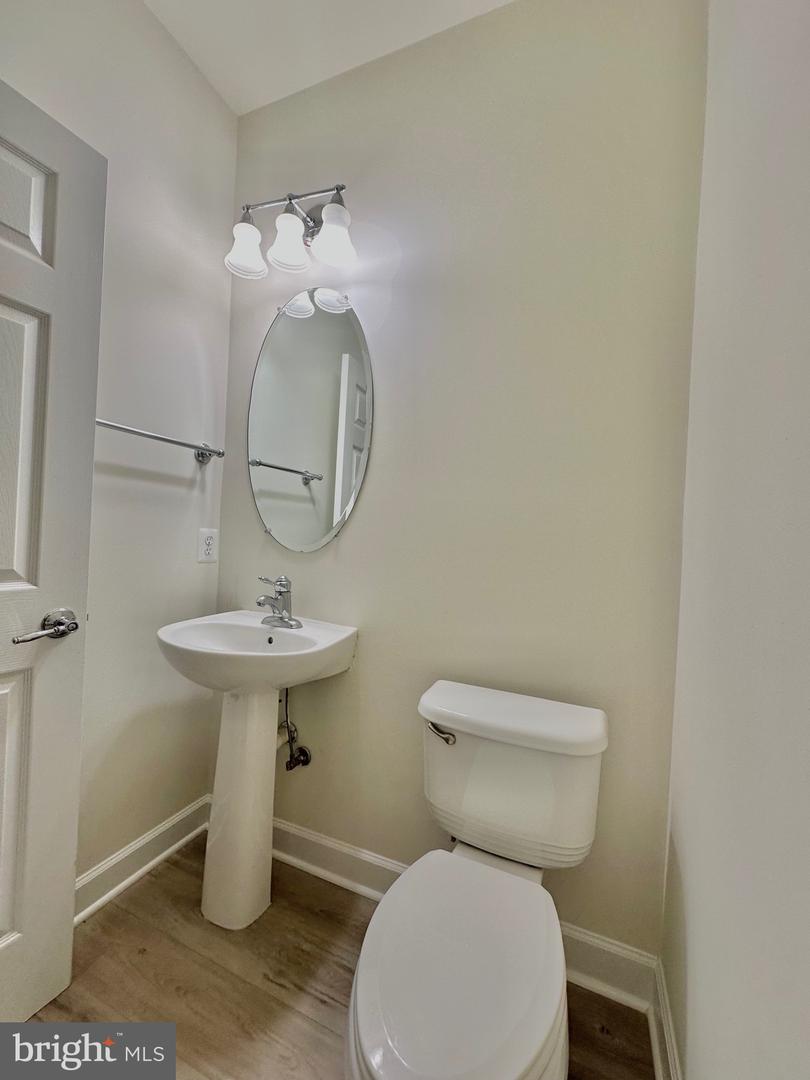 42904 BITTNER SQ, ASHBURN, Virginia 20148, 3 Bedrooms Bedrooms, ,3 BathroomsBathrooms,Residential,For sale,42904 BITTNER SQ,VALO2109366 MLS # VALO2109366