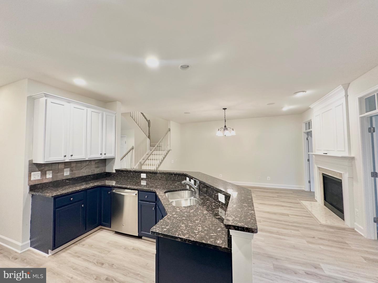 42904 BITTNER SQ, ASHBURN, Virginia 20148, 3 Bedrooms Bedrooms, ,3 BathroomsBathrooms,Residential,For sale,42904 BITTNER SQ,VALO2109366 MLS # VALO2109366