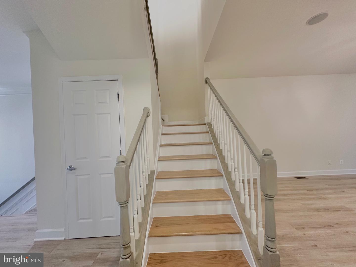 42904 BITTNER SQ, ASHBURN, Virginia 20148, 3 Bedrooms Bedrooms, ,3 BathroomsBathrooms,Residential,For sale,42904 BITTNER SQ,VALO2109366 MLS # VALO2109366