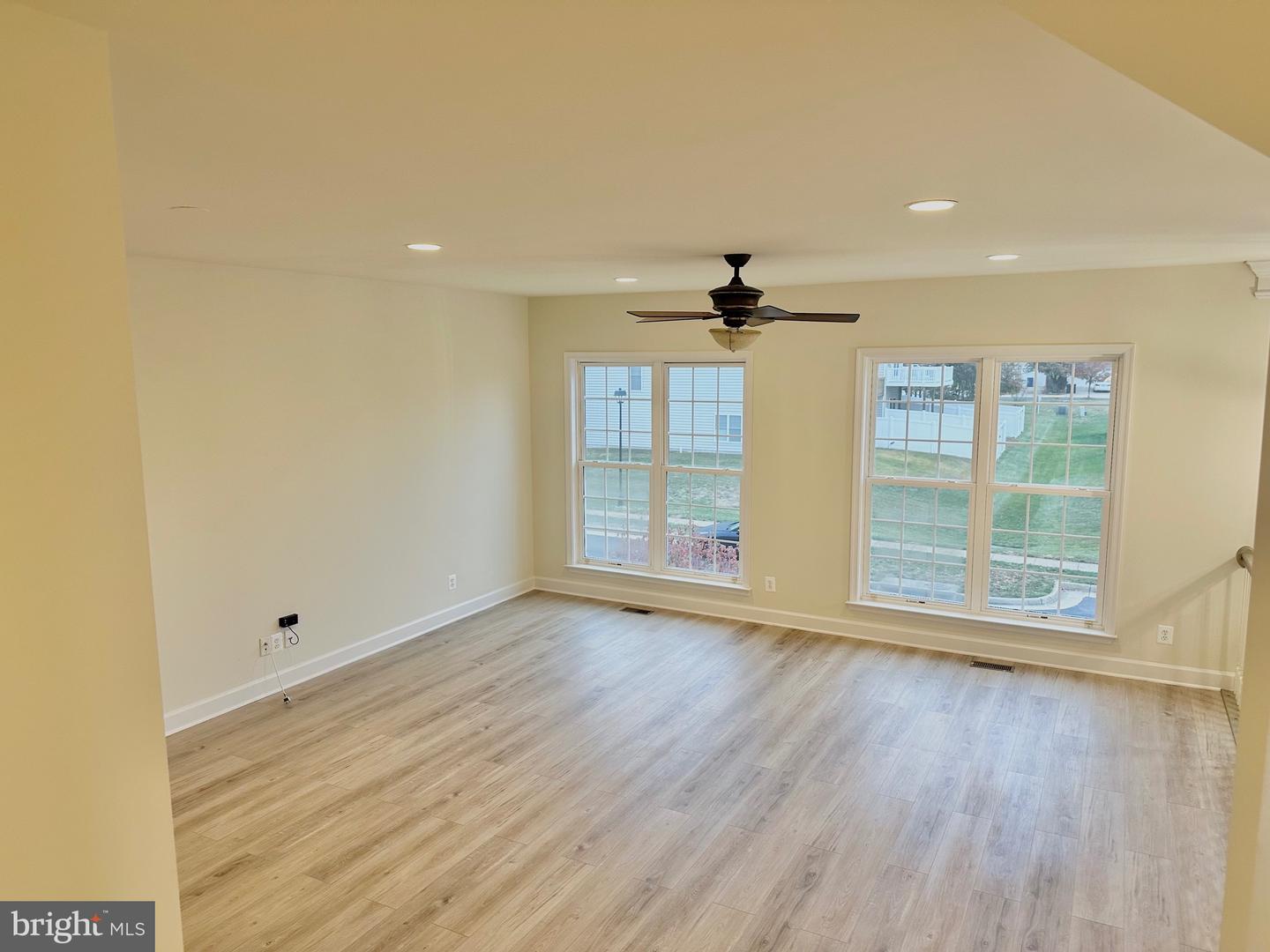 42904 BITTNER SQ, ASHBURN, Virginia 20148, 3 Bedrooms Bedrooms, ,3 BathroomsBathrooms,Residential,For sale,42904 BITTNER SQ,VALO2109366 MLS # VALO2109366