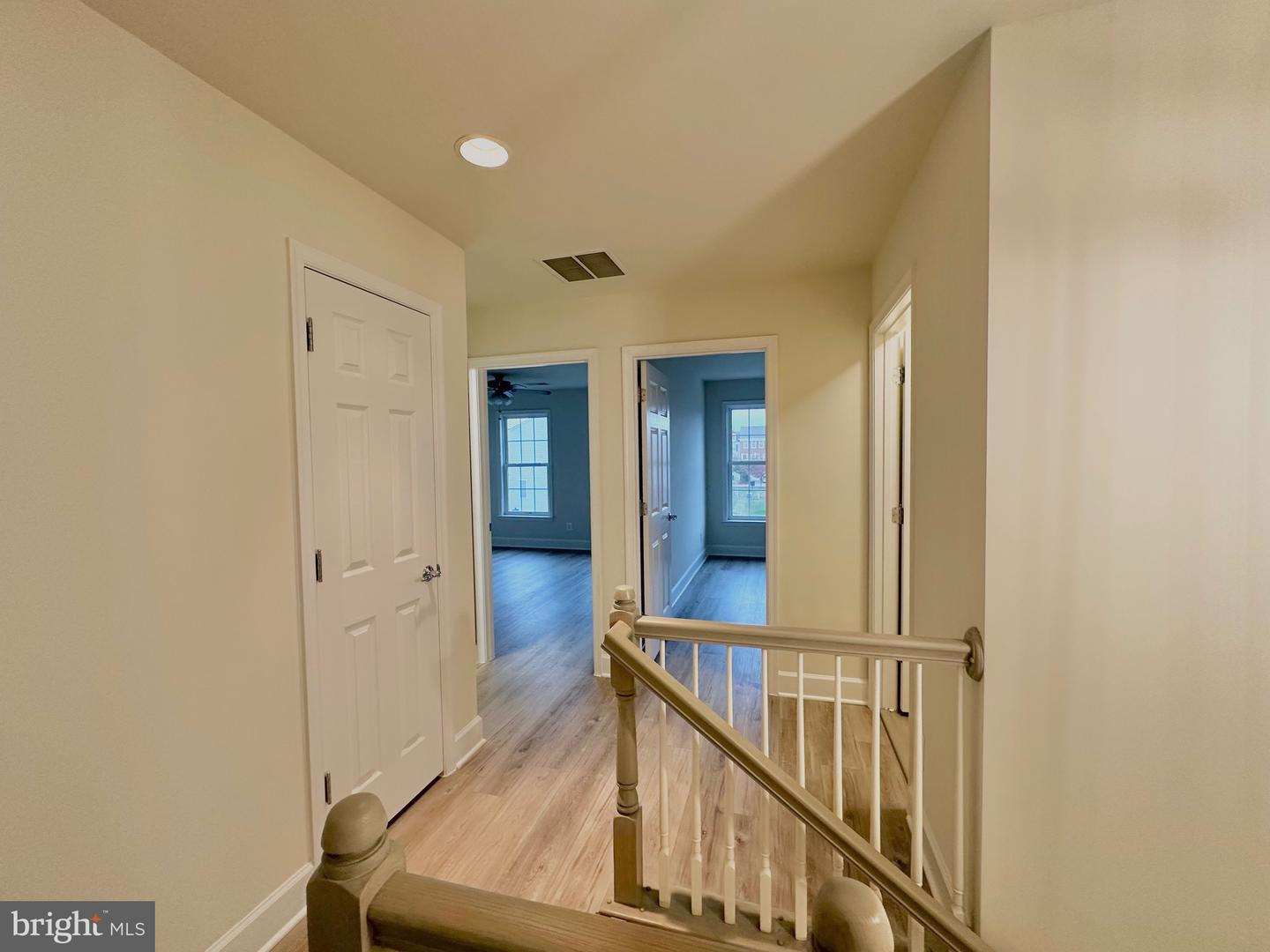 42904 BITTNER SQ, ASHBURN, Virginia 20148, 3 Bedrooms Bedrooms, ,3 BathroomsBathrooms,Residential,For sale,42904 BITTNER SQ,VALO2109366 MLS # VALO2109366