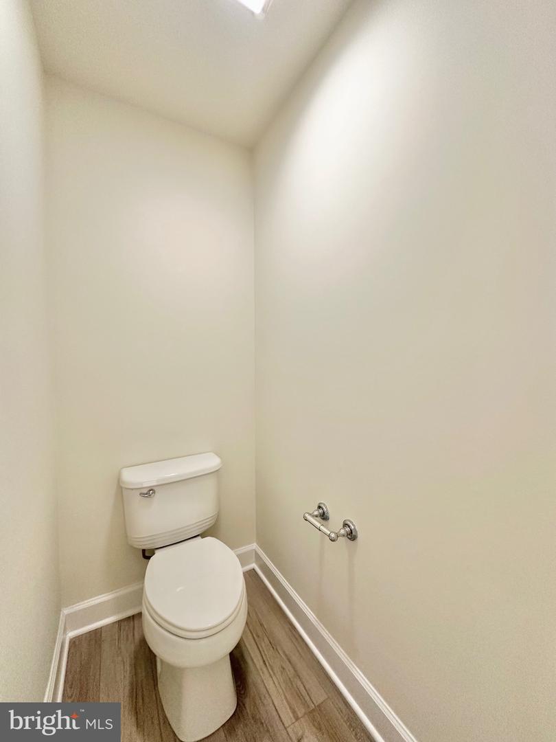 42904 BITTNER SQ, ASHBURN, Virginia 20148, 3 Bedrooms Bedrooms, ,3 BathroomsBathrooms,Residential,For sale,42904 BITTNER SQ,VALO2109366 MLS # VALO2109366