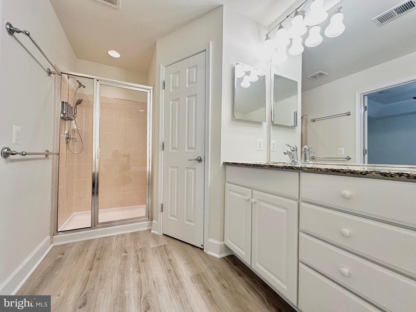 42904 BITTNER SQ, ASHBURN, Virginia 20148, 3 Bedrooms Bedrooms, ,3 BathroomsBathrooms,Residential,For sale,42904 BITTNER SQ,VALO2109366 MLS # VALO2109366