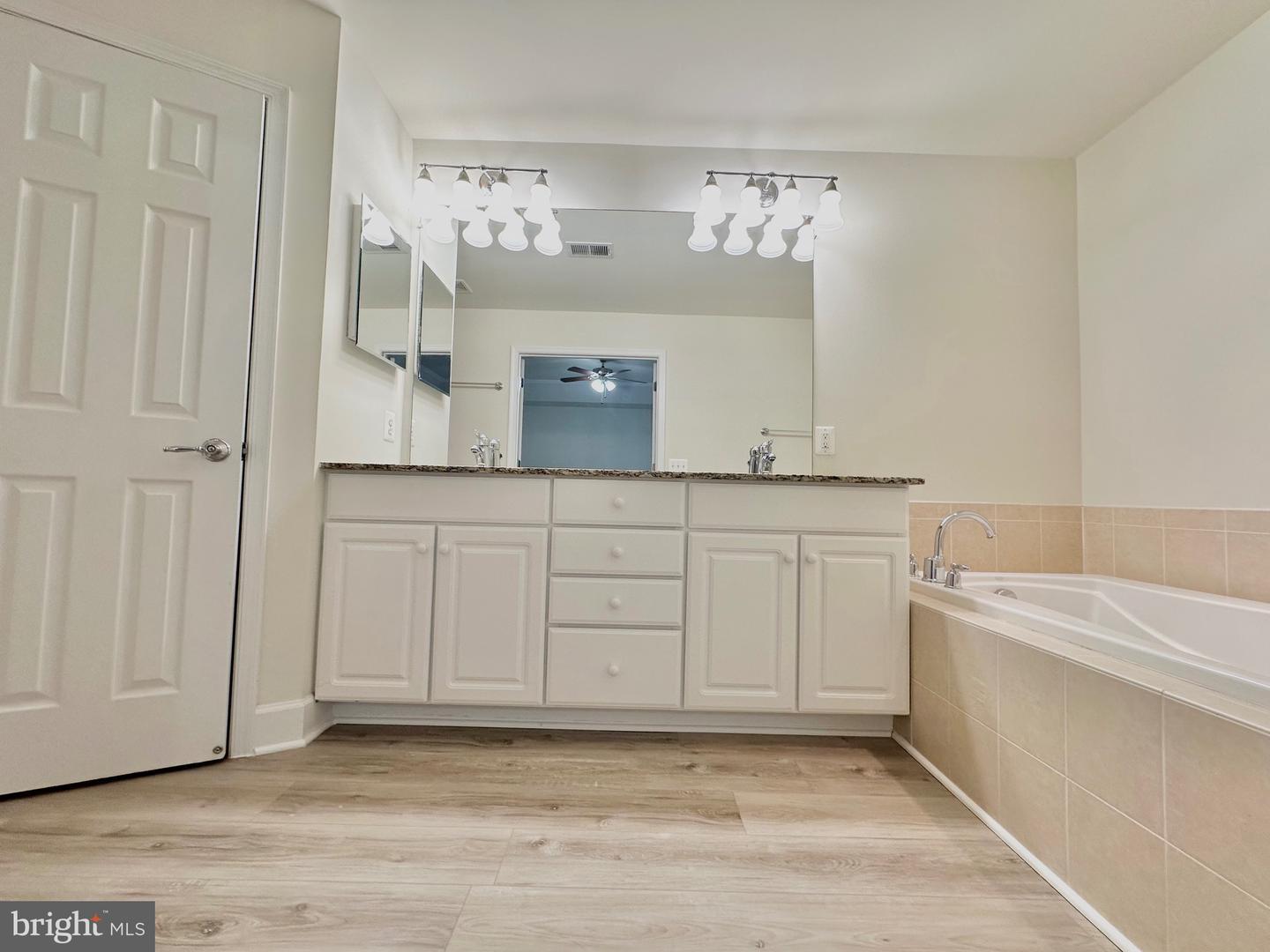 42904 BITTNER SQ, ASHBURN, Virginia 20148, 3 Bedrooms Bedrooms, ,3 BathroomsBathrooms,Residential,For sale,42904 BITTNER SQ,VALO2109366 MLS # VALO2109366