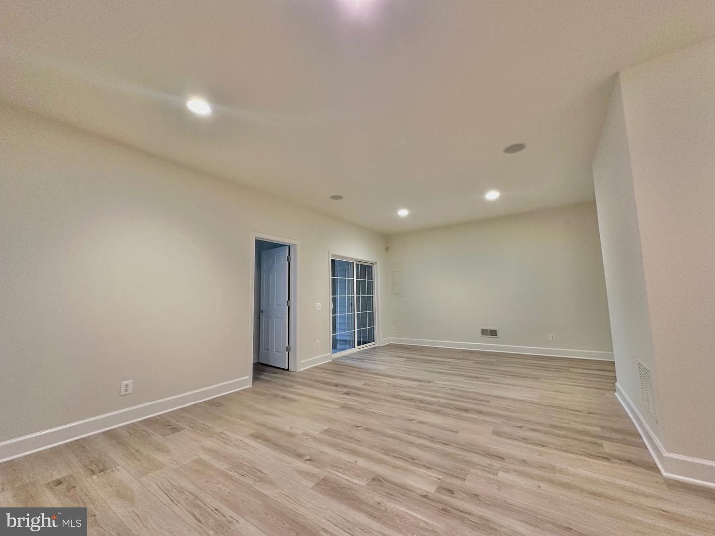 42904 BITTNER SQ, ASHBURN, Virginia 20148, 3 Bedrooms Bedrooms, ,3 BathroomsBathrooms,Residential,For sale,42904 BITTNER SQ,VALO2109366 MLS # VALO2109366