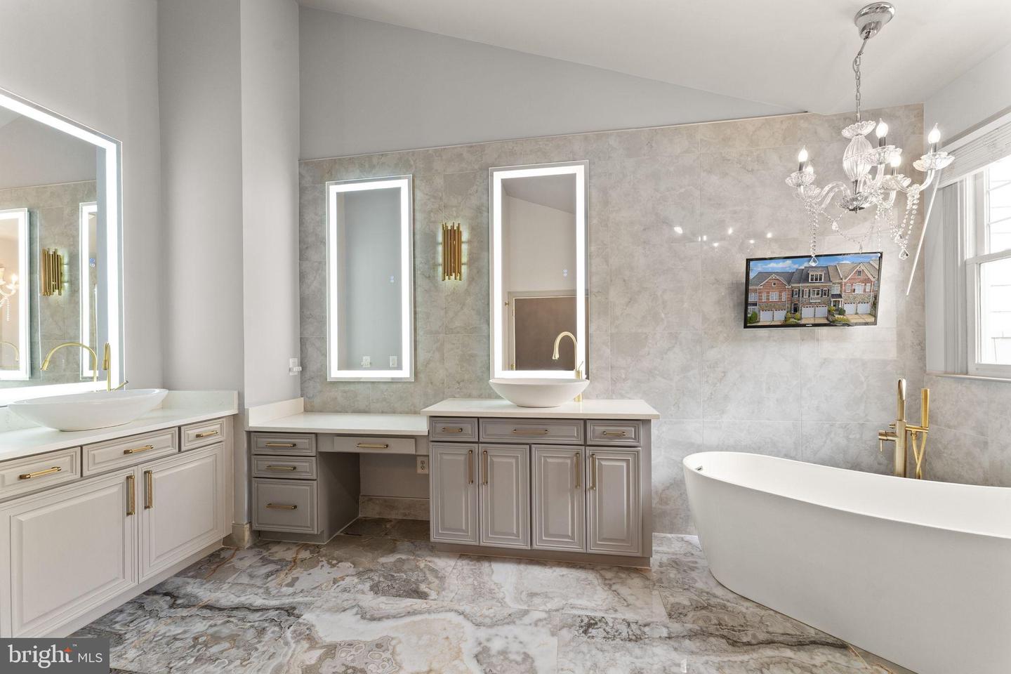 18212 CYPRESS POINT TER, LEESBURG, Virginia 20176, 5 Bedrooms Bedrooms, 16 Rooms Rooms,4 BathroomsBathrooms,Residential,For sale,18212 CYPRESS POINT TER,VALO2109370 MLS # VALO2109370