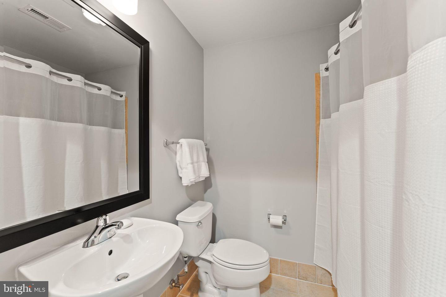 18212 CYPRESS POINT TER, LEESBURG, Virginia 20176, 5 Bedrooms Bedrooms, 16 Rooms Rooms,4 BathroomsBathrooms,Residential,For sale,18212 CYPRESS POINT TER,VALO2109370 MLS # VALO2109370