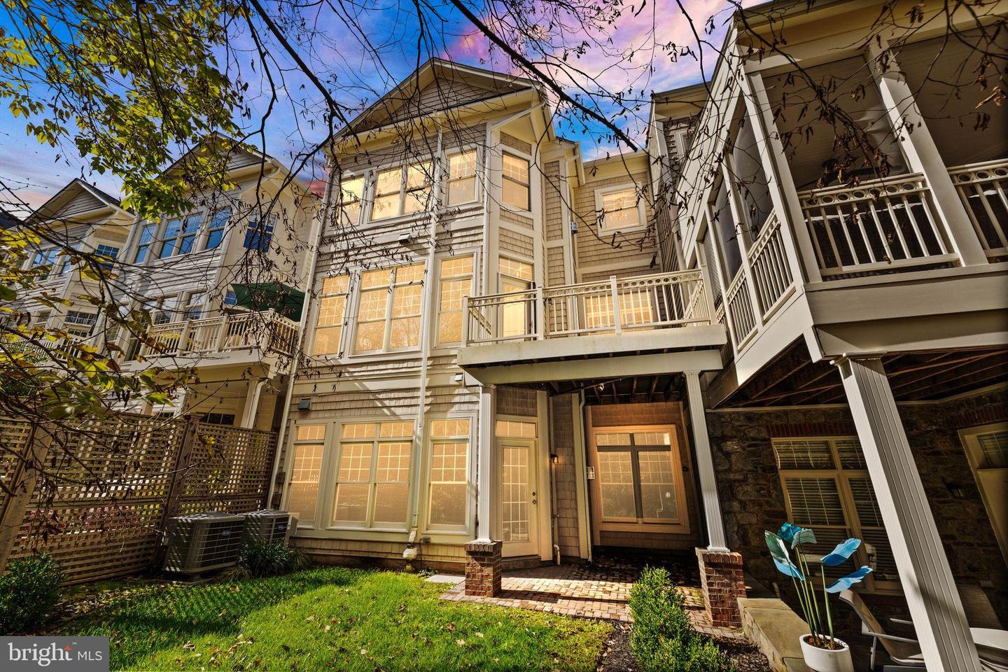 18212 CYPRESS POINT TER, LEESBURG, Virginia 20176, 5 Bedrooms Bedrooms, 16 Rooms Rooms,4 BathroomsBathrooms,Residential,For sale,18212 CYPRESS POINT TER,VALO2109370 MLS # VALO2109370