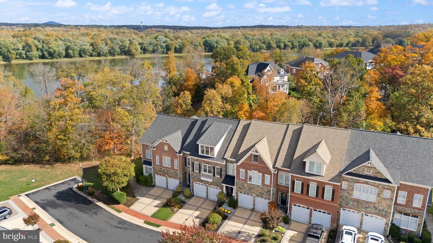 18212 CYPRESS POINT TER, LEESBURG, Virginia 20176, 5 Bedrooms Bedrooms, 16 Rooms Rooms,4 BathroomsBathrooms,Residential,For sale,18212 CYPRESS POINT TER,VALO2109370 MLS # VALO2109370