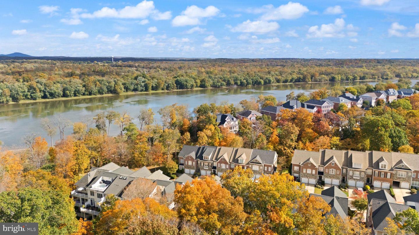 18212 CYPRESS POINT TER, LEESBURG, Virginia 20176, 5 Bedrooms Bedrooms, 16 Rooms Rooms,4 BathroomsBathrooms,Residential,For sale,18212 CYPRESS POINT TER,VALO2109370 MLS # VALO2109370