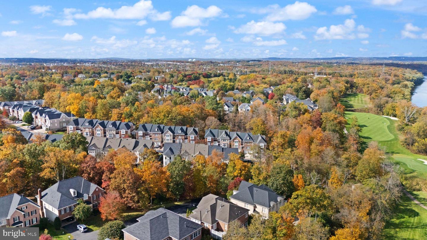 18212 CYPRESS POINT TER, LEESBURG, Virginia 20176, 5 Bedrooms Bedrooms, 16 Rooms Rooms,4 BathroomsBathrooms,Residential,For sale,18212 CYPRESS POINT TER,VALO2109370 MLS # VALO2109370