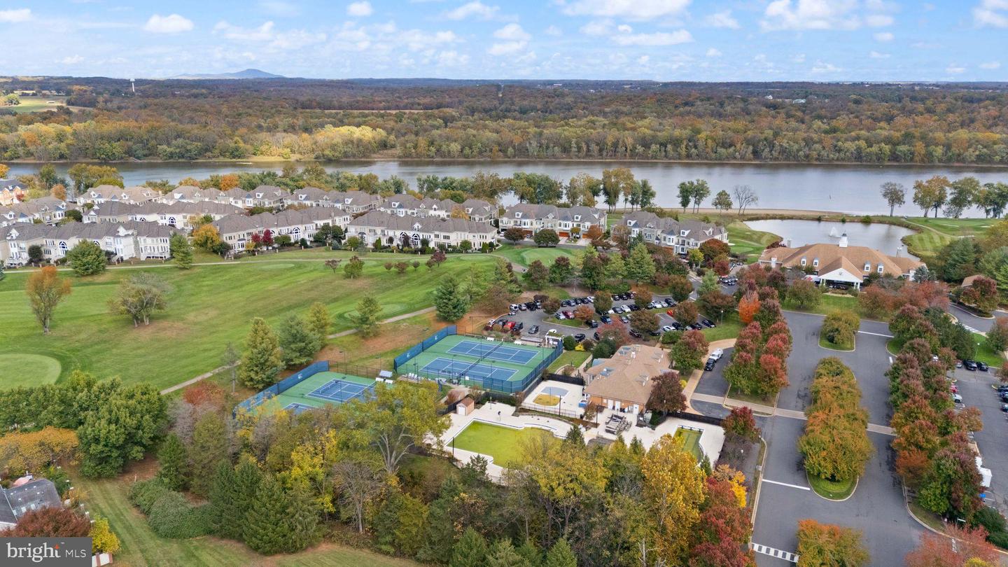 18212 CYPRESS POINT TER, LEESBURG, Virginia 20176, 5 Bedrooms Bedrooms, 16 Rooms Rooms,4 BathroomsBathrooms,Residential,For sale,18212 CYPRESS POINT TER,VALO2109370 MLS # VALO2109370