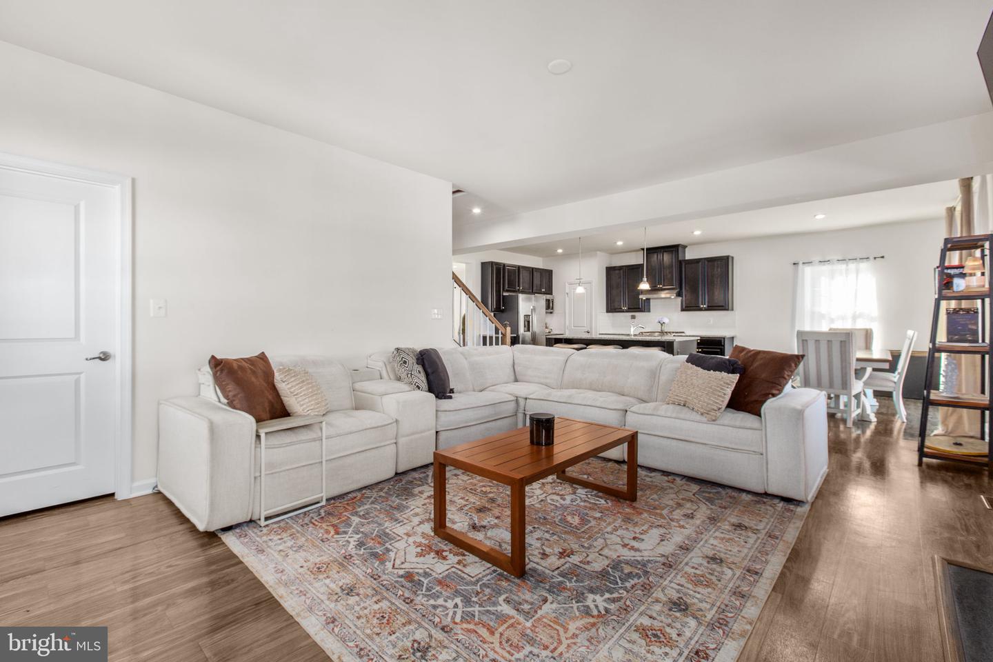 9405 WINTERCHASE CT, FREDERICKSBURG, Virginia 22407, 5 Bedrooms Bedrooms, ,3 BathroomsBathrooms,Residential,For sale,9405 WINTERCHASE CT,VASP2037122 MLS # VASP2037122