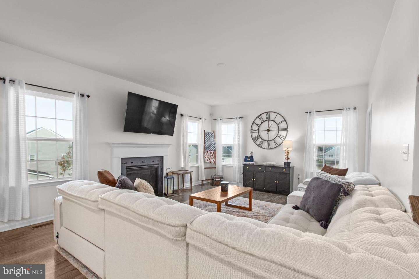 9405 WINTERCHASE CT, FREDERICKSBURG, Virginia 22407, 5 Bedrooms Bedrooms, ,3 BathroomsBathrooms,Residential,For sale,9405 WINTERCHASE CT,VASP2037122 MLS # VASP2037122