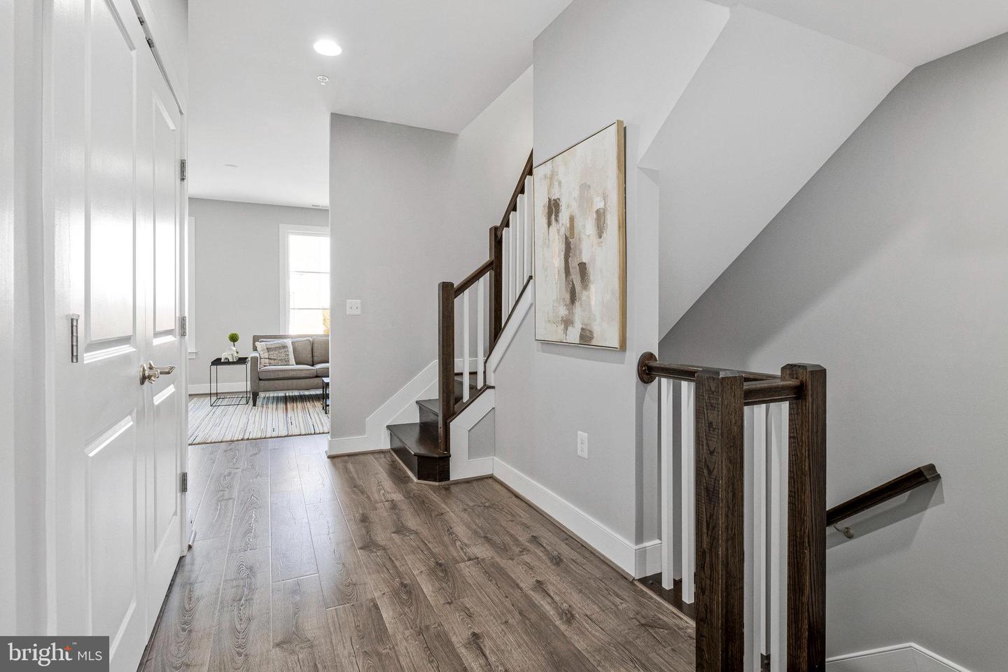 2102 MAIN LINE BLVD, ALEXANDRIA, Virginia 22301, 5 Bedrooms Bedrooms, ,4 BathroomsBathrooms,Residential,For sale,2102 MAIN LINE BLVD,VAAX2051094 MLS # VAAX2051094