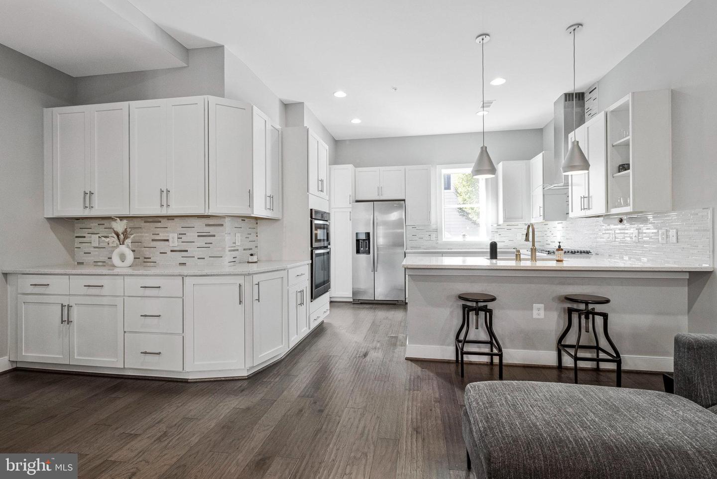 2102 MAIN LINE BLVD, ALEXANDRIA, Virginia 22301, 5 Bedrooms Bedrooms, ,4 BathroomsBathrooms,Residential,For sale,2102 MAIN LINE BLVD,VAAX2051094 MLS # VAAX2051094