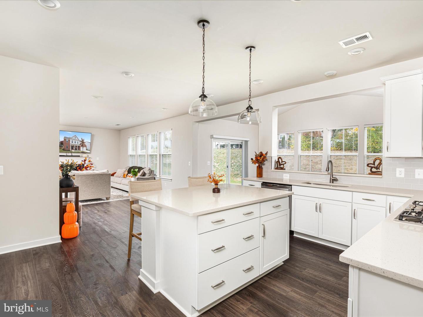 308 LEHIGH DR, WINCHESTER, Virginia 22602, 4 Bedrooms Bedrooms, ,3 BathroomsBathrooms,Residential,For sale,308 LEHIGH DR,VAFV2037608 MLS # VAFV2037608 308 LEHIGH DR, WINCHESTER, Virginia 22602, 4 Bedrooms Bedrooms, ,3 BathroomsBathrooms,Residential,For sale,308 LEHIGH DR,VAFV2037608 MLS # VAFV2037608