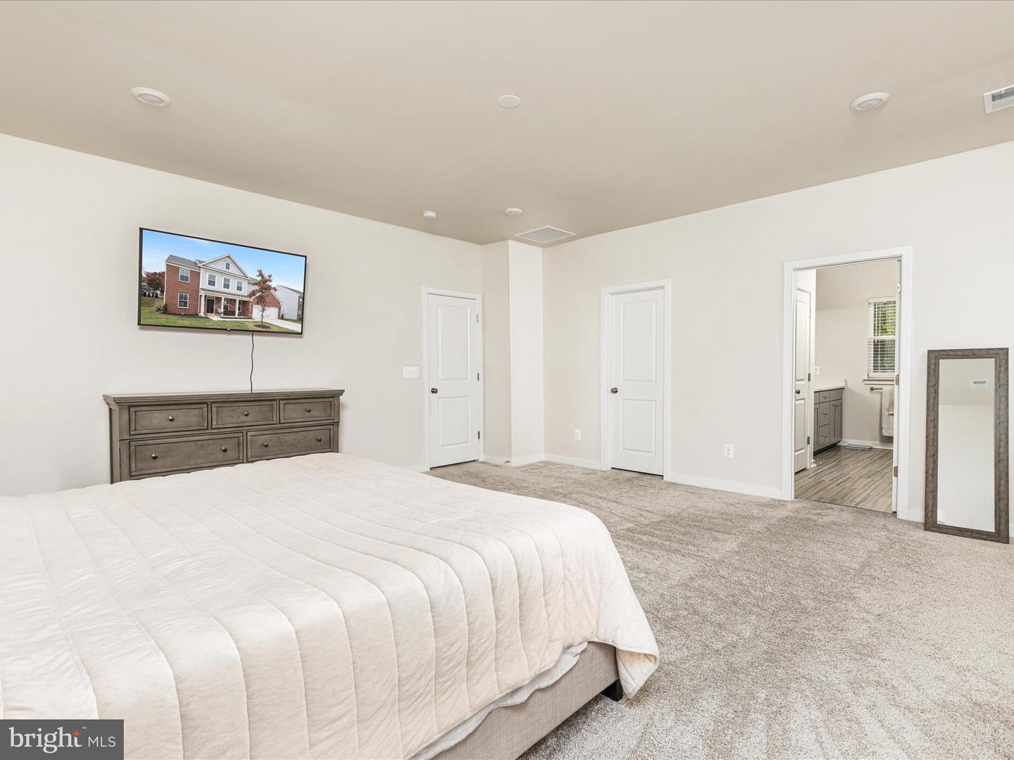 308 LEHIGH DR, WINCHESTER, Virginia 22602, 4 Bedrooms Bedrooms, ,3 BathroomsBathrooms,Residential,For sale,308 LEHIGH DR,VAFV2037608 MLS # VAFV2037608 308 LEHIGH DR, WINCHESTER, Virginia 22602, 4 Bedrooms Bedrooms, ,3 BathroomsBathrooms,Residential,For sale,308 LEHIGH DR,VAFV2037608 MLS # VAFV2037608