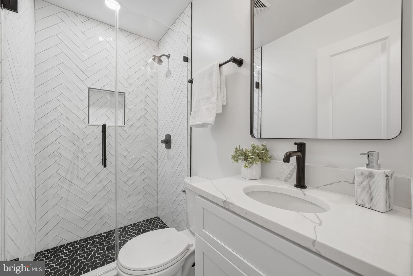 310 MONCURE DR, ALEXANDRIA, Virginia 22314, 5 Bedrooms Bedrooms, ,4 BathroomsBathrooms,Residential,For sale,310 MONCURE DR,VAAX2051110 MLS # VAAX2051110 310 MONCURE DR, ALEXANDRIA, Virginia 22314, 5 Bedrooms Bedrooms, ,4 BathroomsBathrooms,Residential,For sale,310 MONCURE DR,VAAX2051110 MLS # VAAX2051110