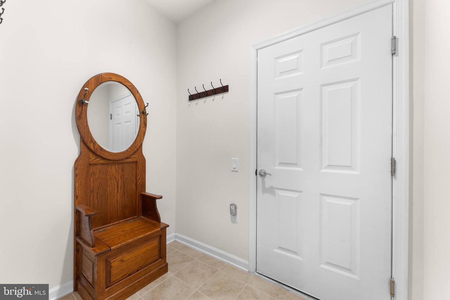 35 MONTAUK AVE, FREDERICKSBURG, Virginia 22406, 2 Bedrooms Bedrooms, 6 Rooms Rooms,2 BathroomsBathrooms,Residential,For sale,35 MONTAUK AVE,VAST2043734 MLS # VAST2043734