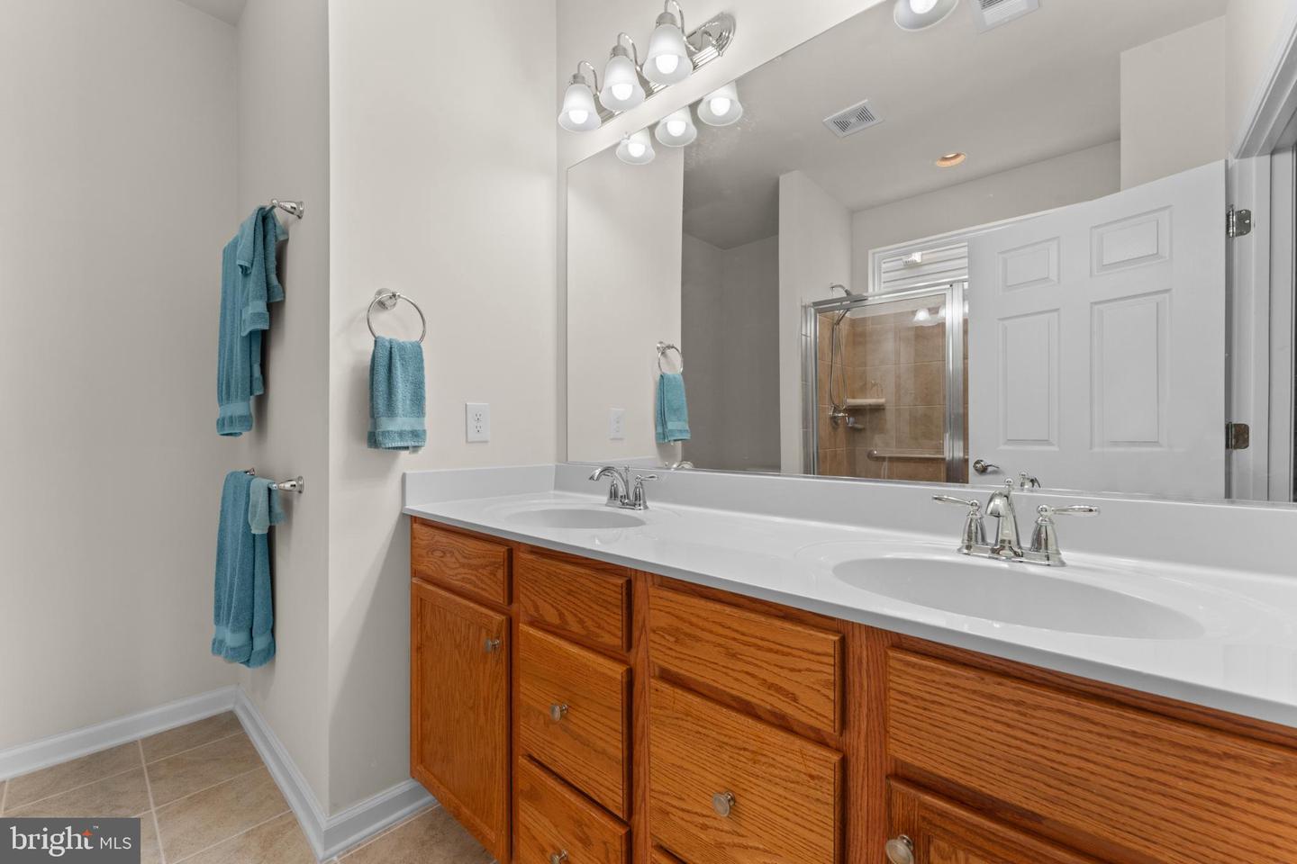 35 MONTAUK AVE, FREDERICKSBURG, Virginia 22406, 2 Bedrooms Bedrooms, 6 Rooms Rooms,2 BathroomsBathrooms,Residential,For sale,35 MONTAUK AVE,VAST2043734 MLS # VAST2043734