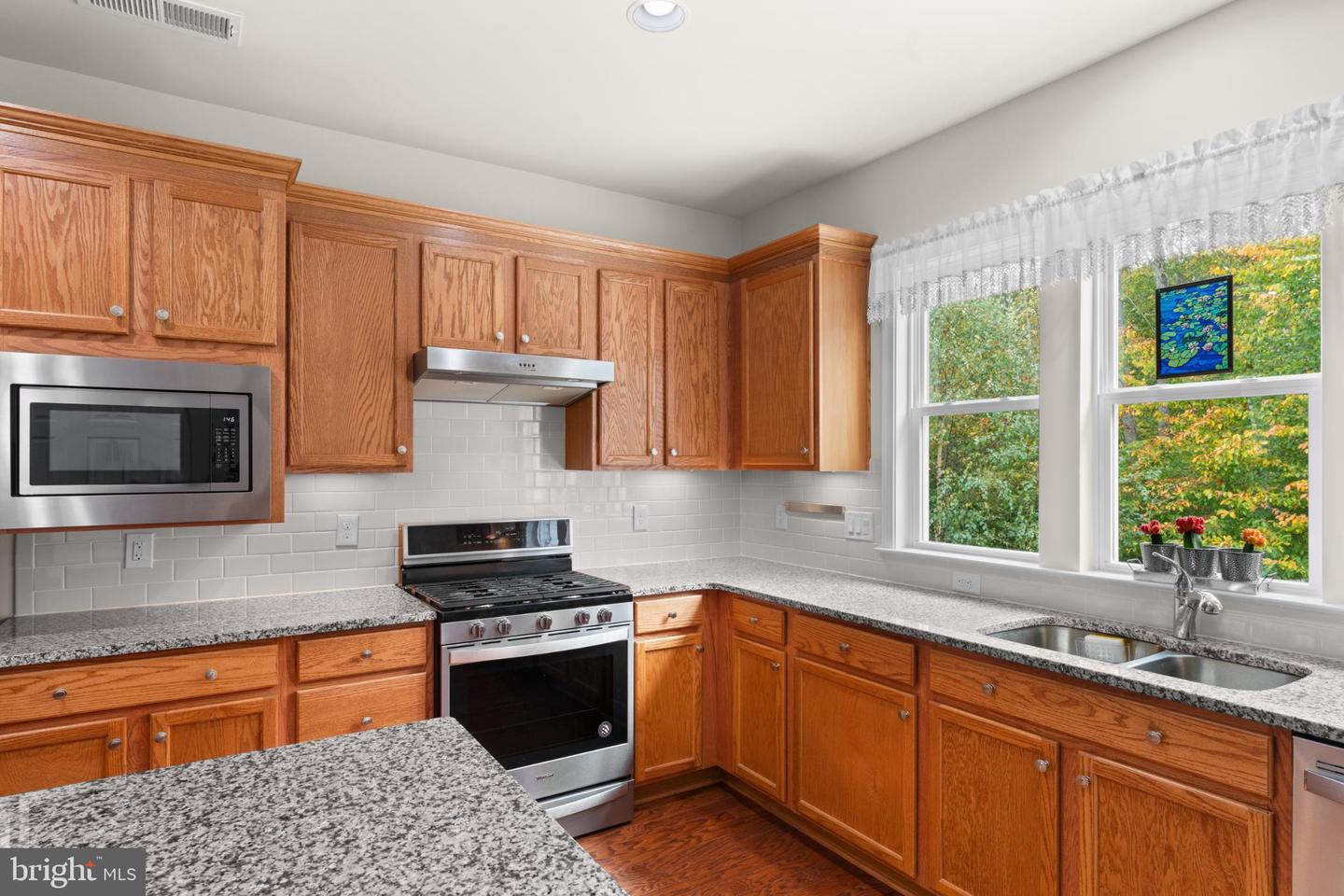 35 MONTAUK AVE, FREDERICKSBURG, Virginia 22406, 2 Bedrooms Bedrooms, 6 Rooms Rooms,2 BathroomsBathrooms,Residential,For sale,35 MONTAUK AVE,VAST2043734 MLS # VAST2043734