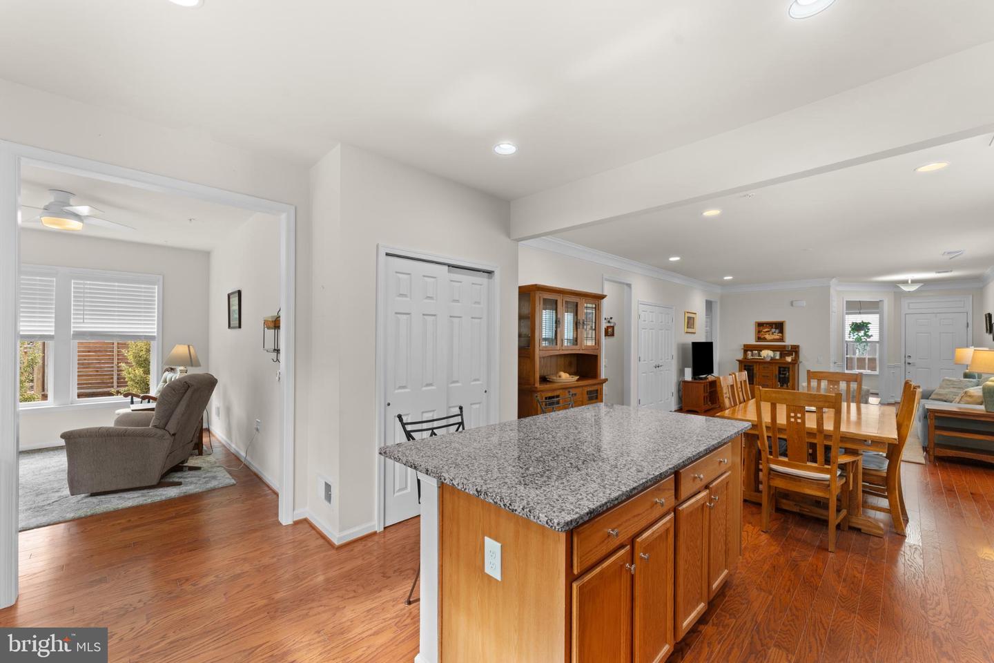 35 MONTAUK AVE, FREDERICKSBURG, Virginia 22406, 2 Bedrooms Bedrooms, 6 Rooms Rooms,2 BathroomsBathrooms,Residential,For sale,35 MONTAUK AVE,VAST2043734 MLS # VAST2043734