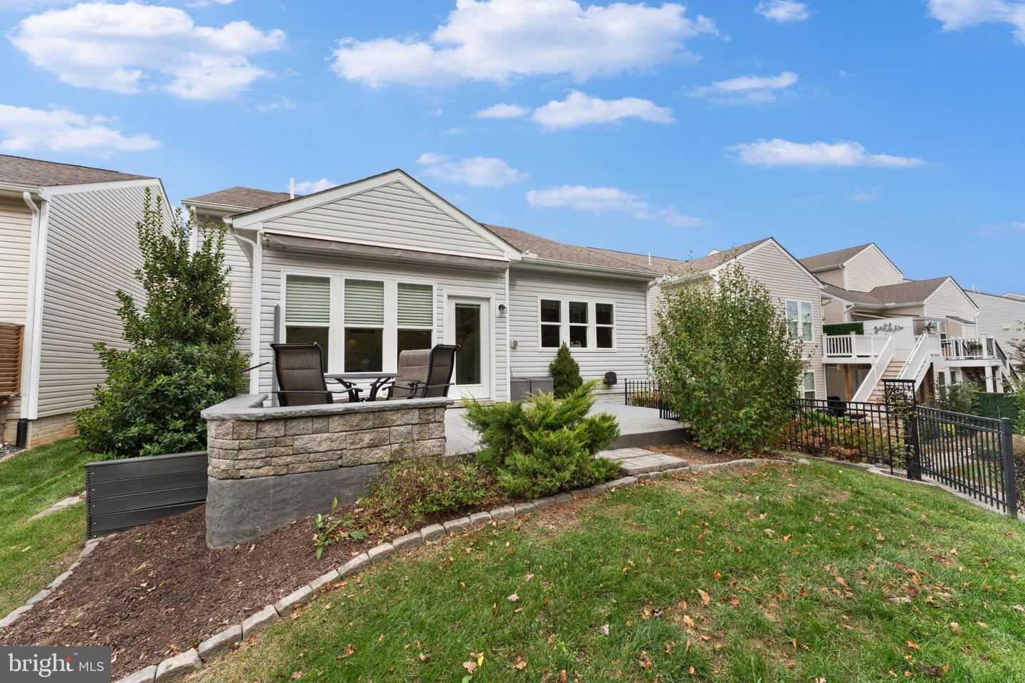 35 MONTAUK AVE, FREDERICKSBURG, Virginia 22406, 2 Bedrooms Bedrooms, 6 Rooms Rooms,2 BathroomsBathrooms,Residential,For sale,35 MONTAUK AVE,VAST2043734 MLS # VAST2043734