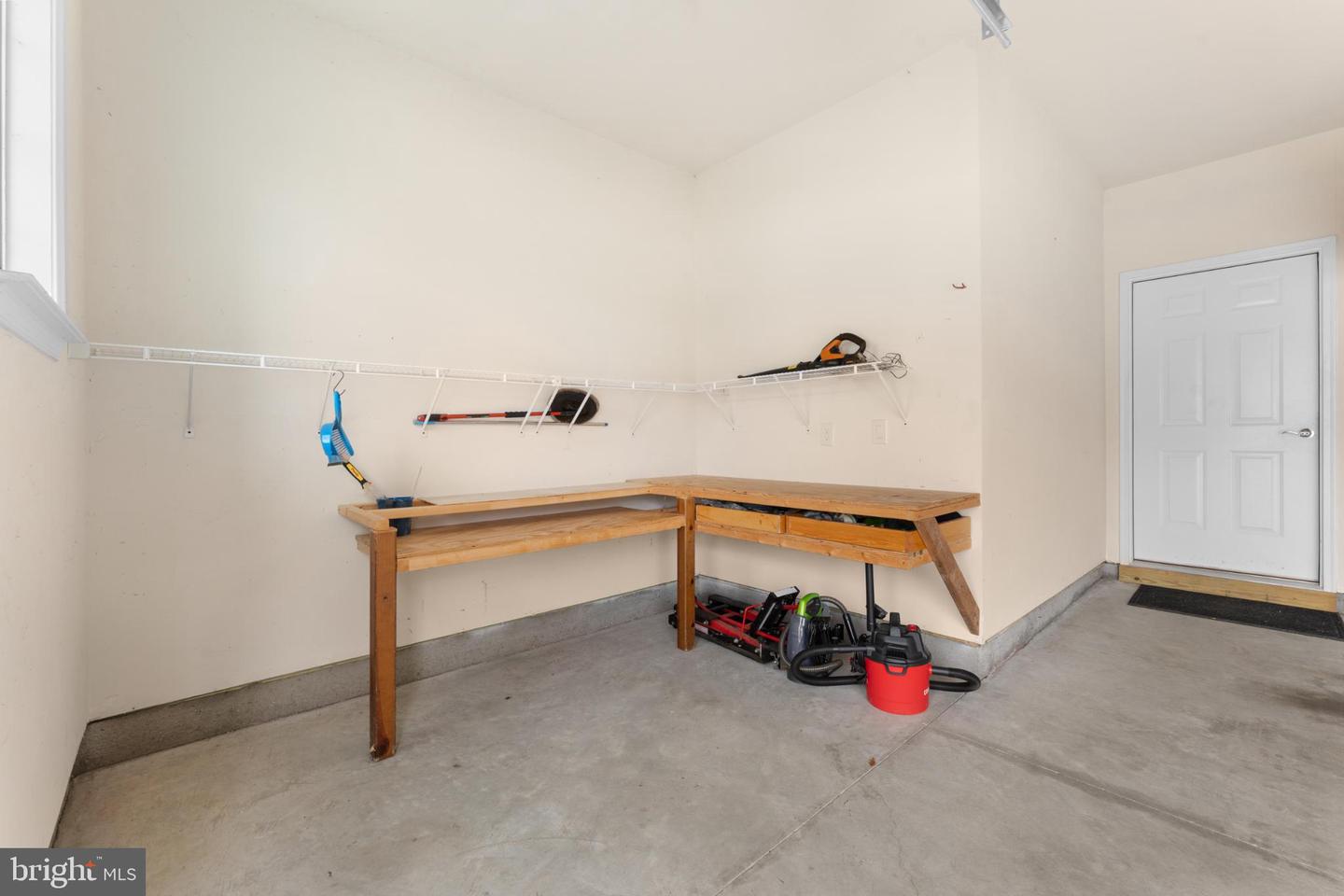 35 MONTAUK AVE, FREDERICKSBURG, Virginia 22406, 2 Bedrooms Bedrooms, 6 Rooms Rooms,2 BathroomsBathrooms,Residential,For sale,35 MONTAUK AVE,VAST2043734 MLS # VAST2043734