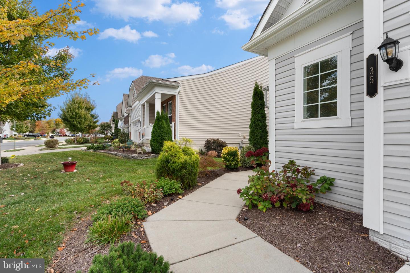 35 MONTAUK AVE, FREDERICKSBURG, Virginia 22406, 2 Bedrooms Bedrooms, 6 Rooms Rooms,2 BathroomsBathrooms,Residential,For sale,35 MONTAUK AVE,VAST2043734 MLS # VAST2043734