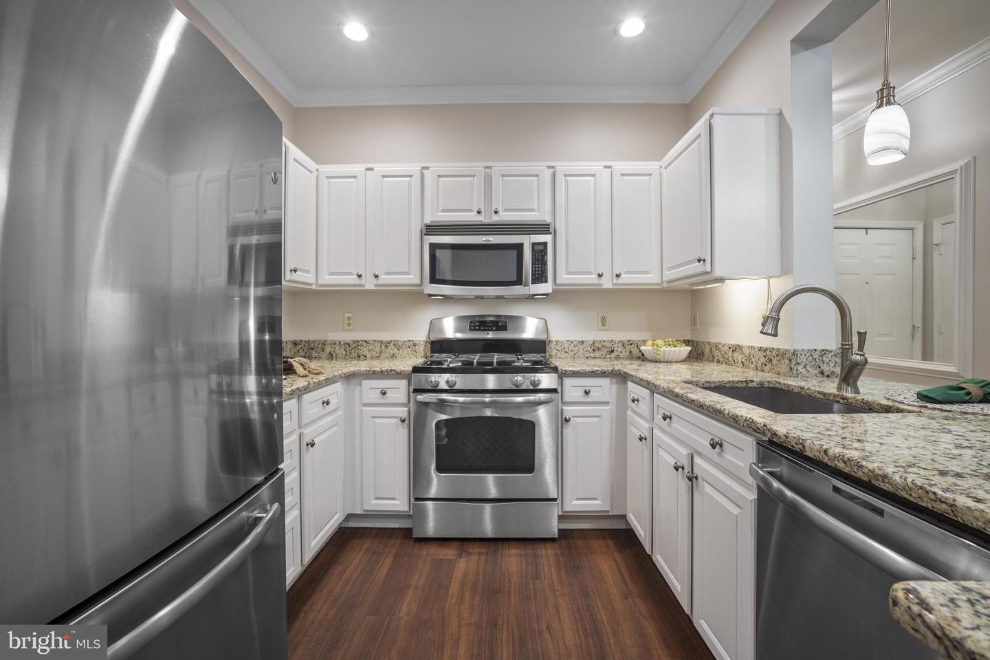 12005 TALIESIN PL #16, RESTON, Virginia 20190, 2 Bedrooms Bedrooms, 7 Rooms Rooms,1 BathroomBathrooms,Residential,For sale,12005 TALIESIN PL #16,VAFX2276198 MLS # VAFX2276198