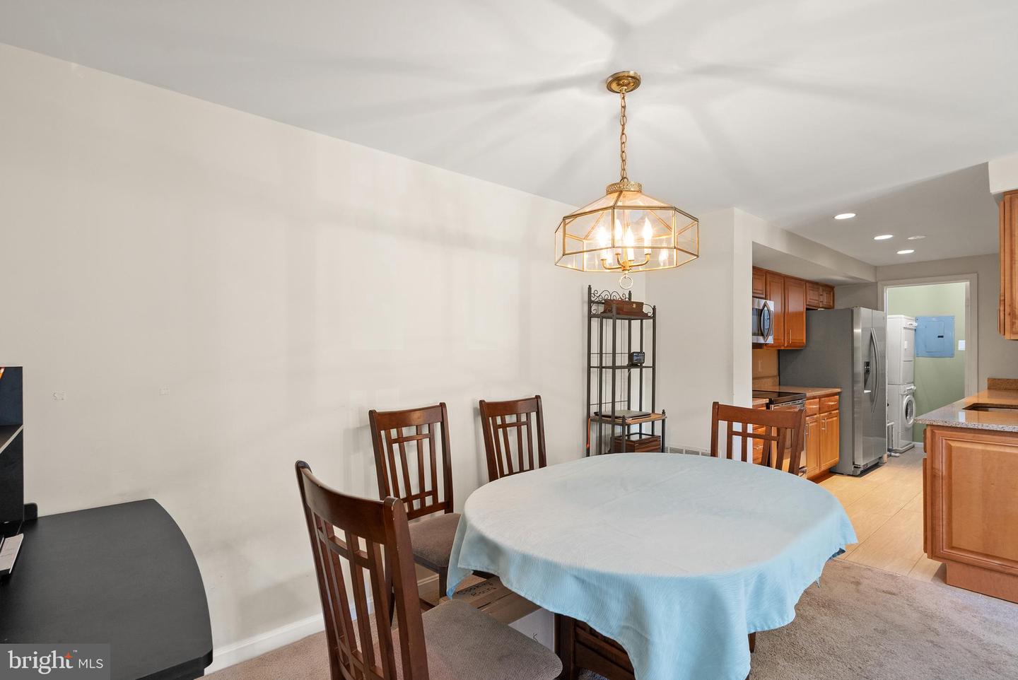 6905-B KEYSER WAY, ALEXANDRIA, Virginia 22310, 2 Bedrooms Bedrooms, ,2 BathroomsBathrooms,Residential,For sale,6905-B KEYSER WAY,VAFX2276352 MLS # VAFX2276352