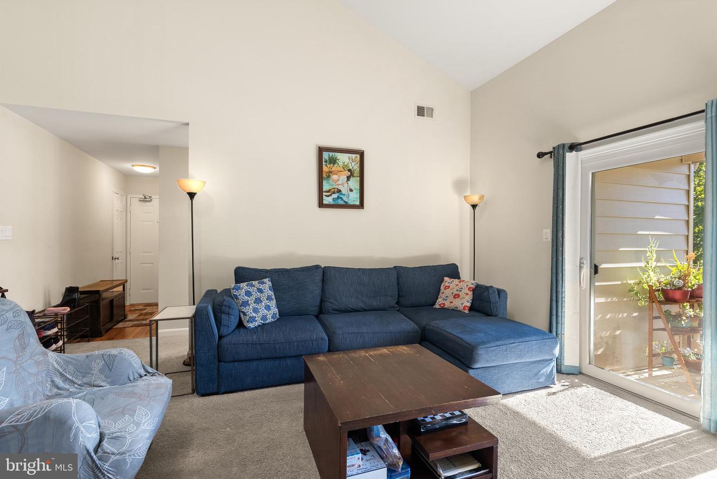 6905-B KEYSER WAY, ALEXANDRIA, Virginia 22310, 2 Bedrooms Bedrooms, ,2 BathroomsBathrooms,Residential,For sale,6905-B KEYSER WAY,VAFX2276352 MLS # VAFX2276352