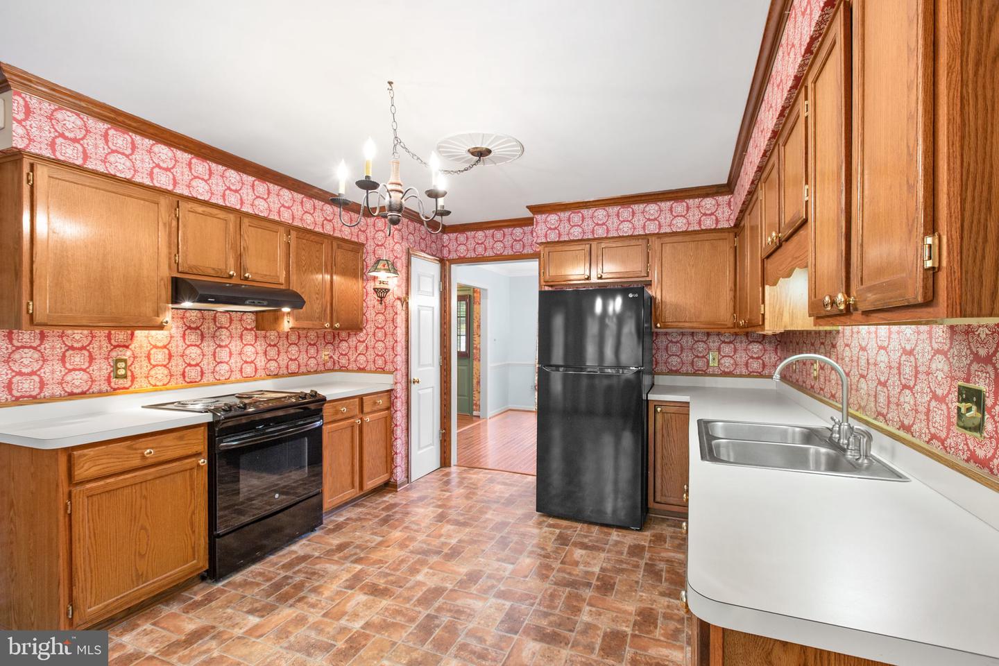 4305 WICKHAM CT, FREDERICKSBURG, Virginia 22408, 4 Bedrooms Bedrooms, 12 Rooms Rooms,2 BathroomsBathrooms,Residential,For sale,4305 WICKHAM CT,VASP2037266 MLS # VASP2037266