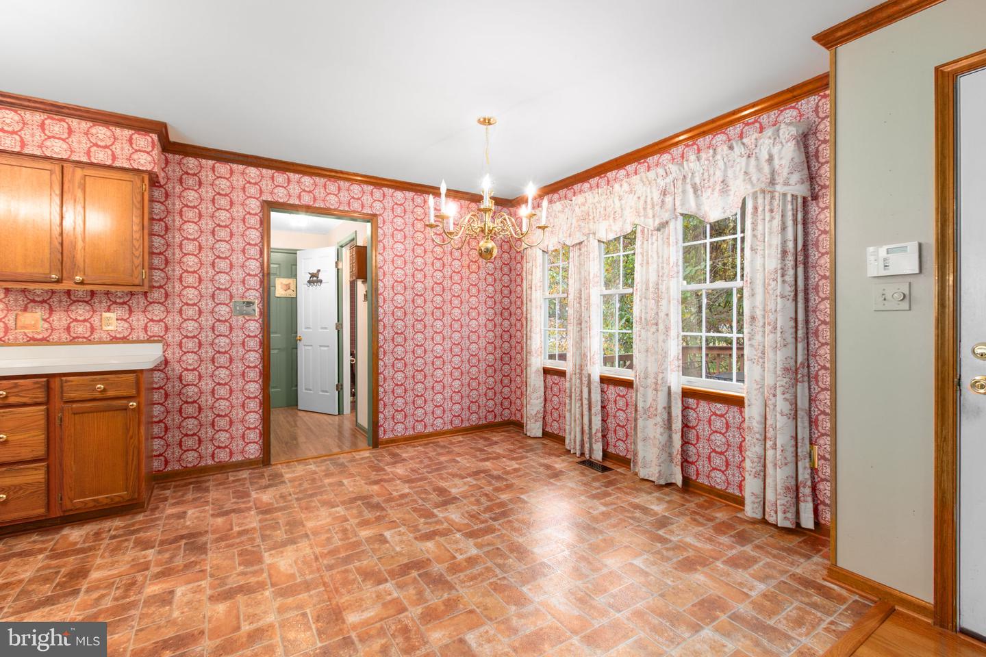 4305 WICKHAM CT, FREDERICKSBURG, Virginia 22408, 4 Bedrooms Bedrooms, 12 Rooms Rooms,2 BathroomsBathrooms,Residential,For sale,4305 WICKHAM CT,VASP2037266 MLS # VASP2037266