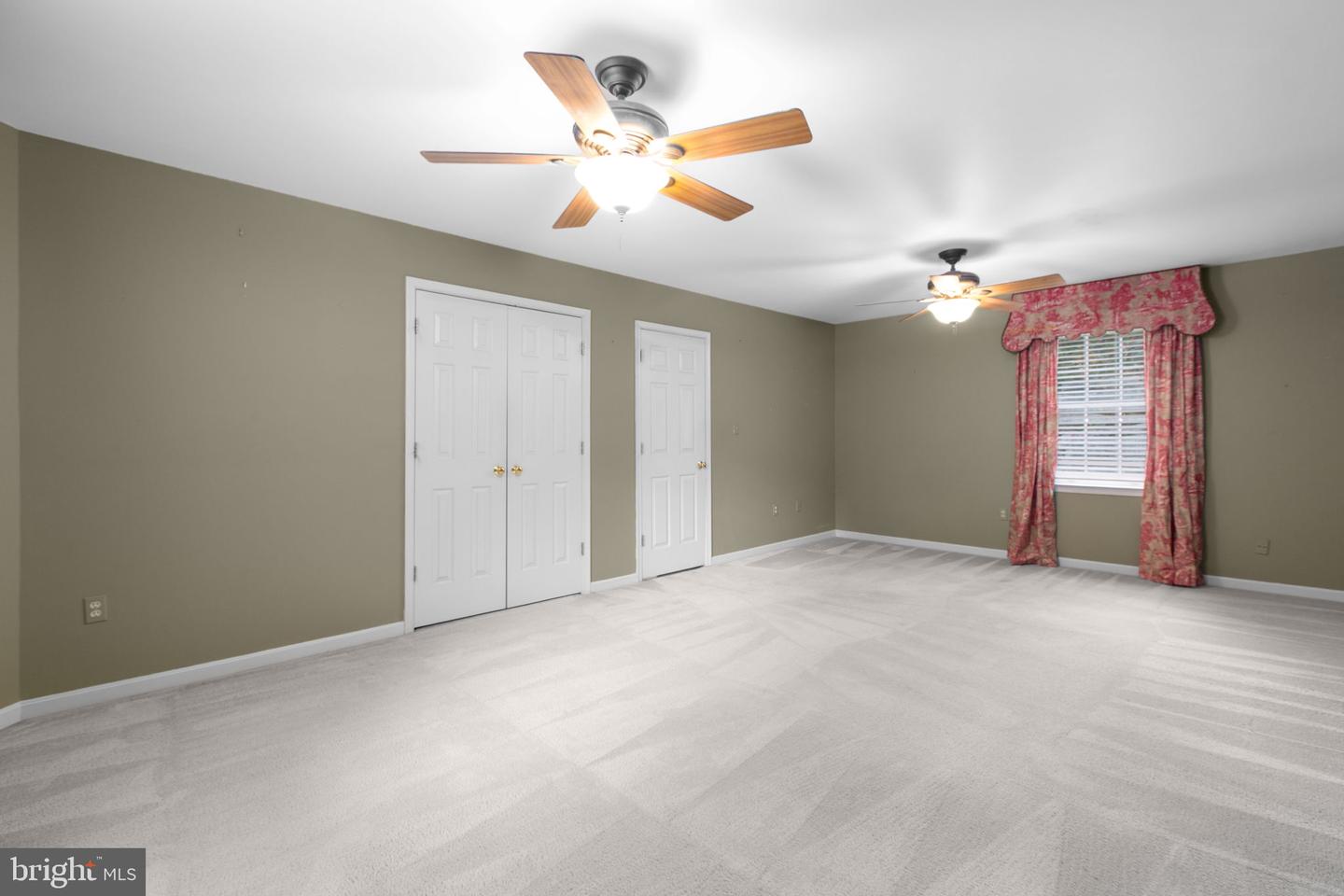 4305 WICKHAM CT, FREDERICKSBURG, Virginia 22408, 4 Bedrooms Bedrooms, 12 Rooms Rooms,2 BathroomsBathrooms,Residential,For sale,4305 WICKHAM CT,VASP2037266 MLS # VASP2037266