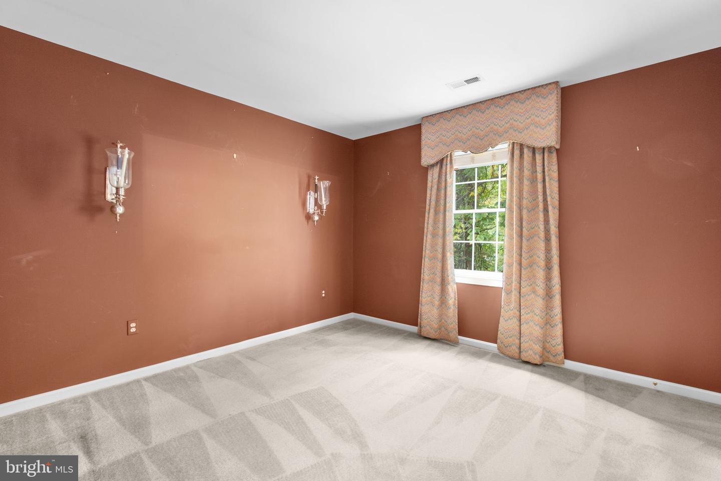 4305 WICKHAM CT, FREDERICKSBURG, Virginia 22408, 4 Bedrooms Bedrooms, 12 Rooms Rooms,2 BathroomsBathrooms,Residential,For sale,4305 WICKHAM CT,VASP2037266 MLS # VASP2037266