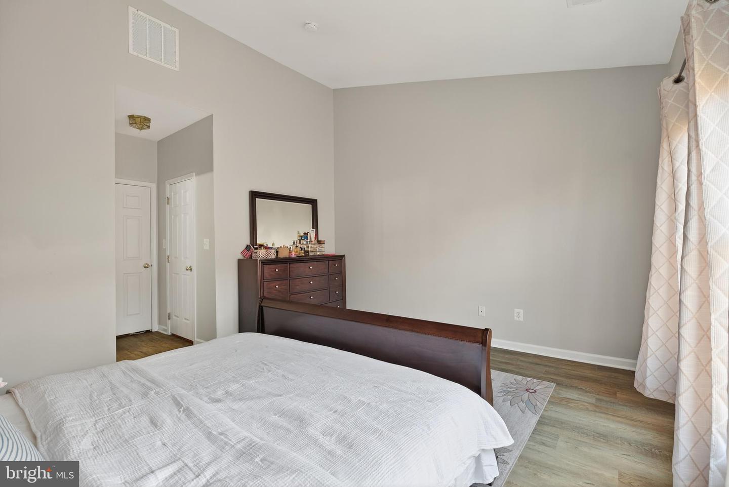 25065 RIDING CENTER DR, CHANTILLY, Virginia 20152, 3 Bedrooms Bedrooms, ,3 BathroomsBathrooms,Residential,For sale,25065 RIDING CENTER DR,VALO2109508 MLS # VALO2109508