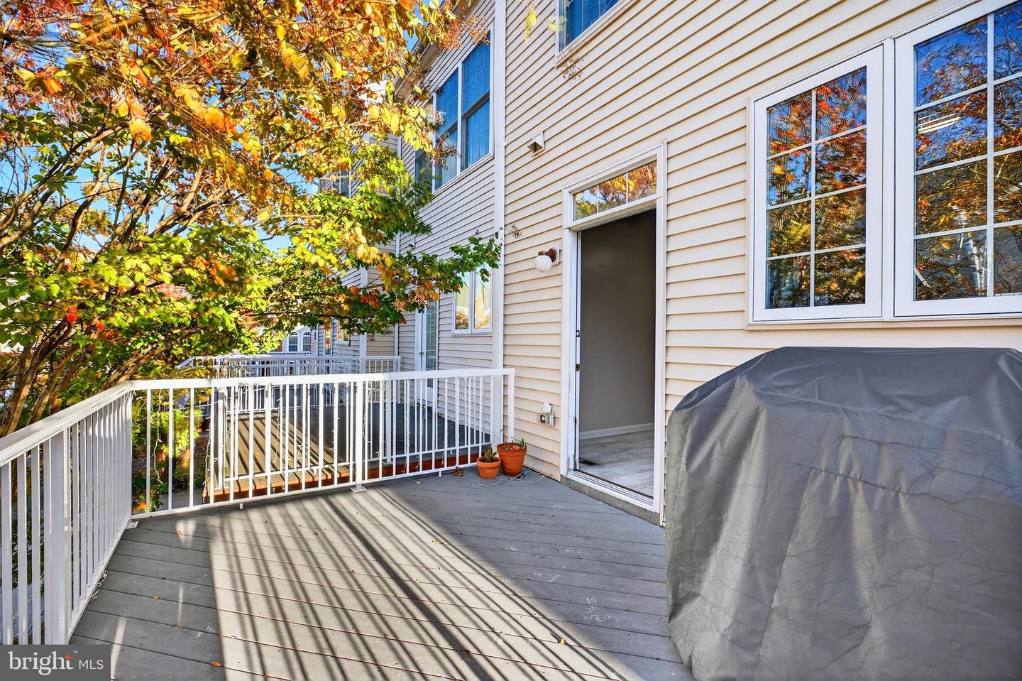 25065 RIDING CENTER DR, CHANTILLY, Virginia 20152, 3 Bedrooms Bedrooms, ,3 BathroomsBathrooms,Residential,For sale,25065 RIDING CENTER DR,VALO2109508 MLS # VALO2109508