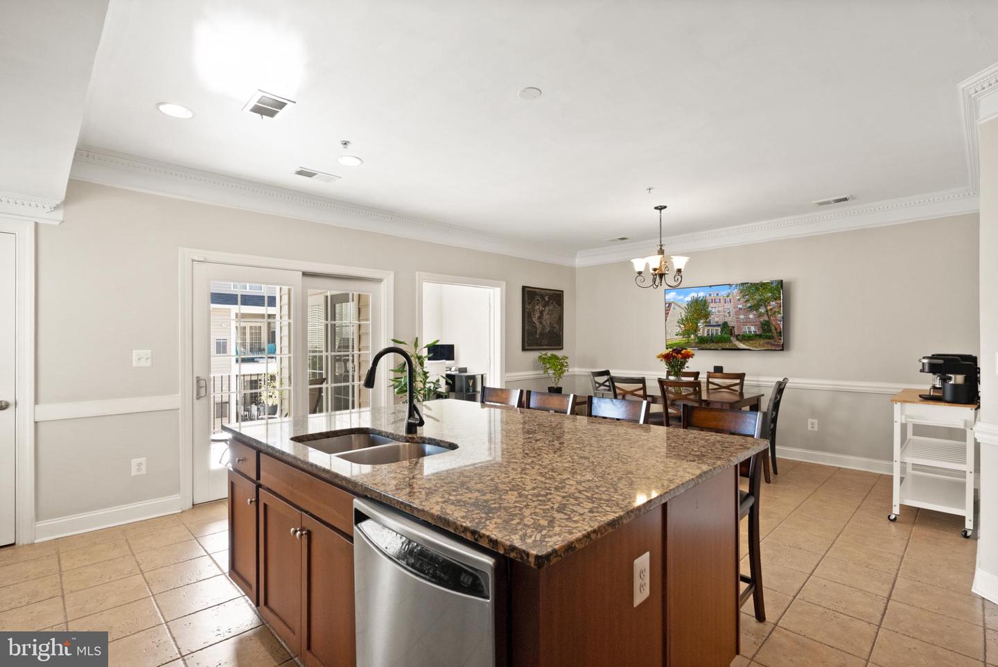 2238 MARGRAF CIR, WOODBRIDGE, Virginia 22191, 3 Bedrooms Bedrooms, 6 Rooms Rooms,2 BathroomsBathrooms,Residential,For sale,2238 MARGRAF CIR,VAPW2106656 MLS # VAPW2106656