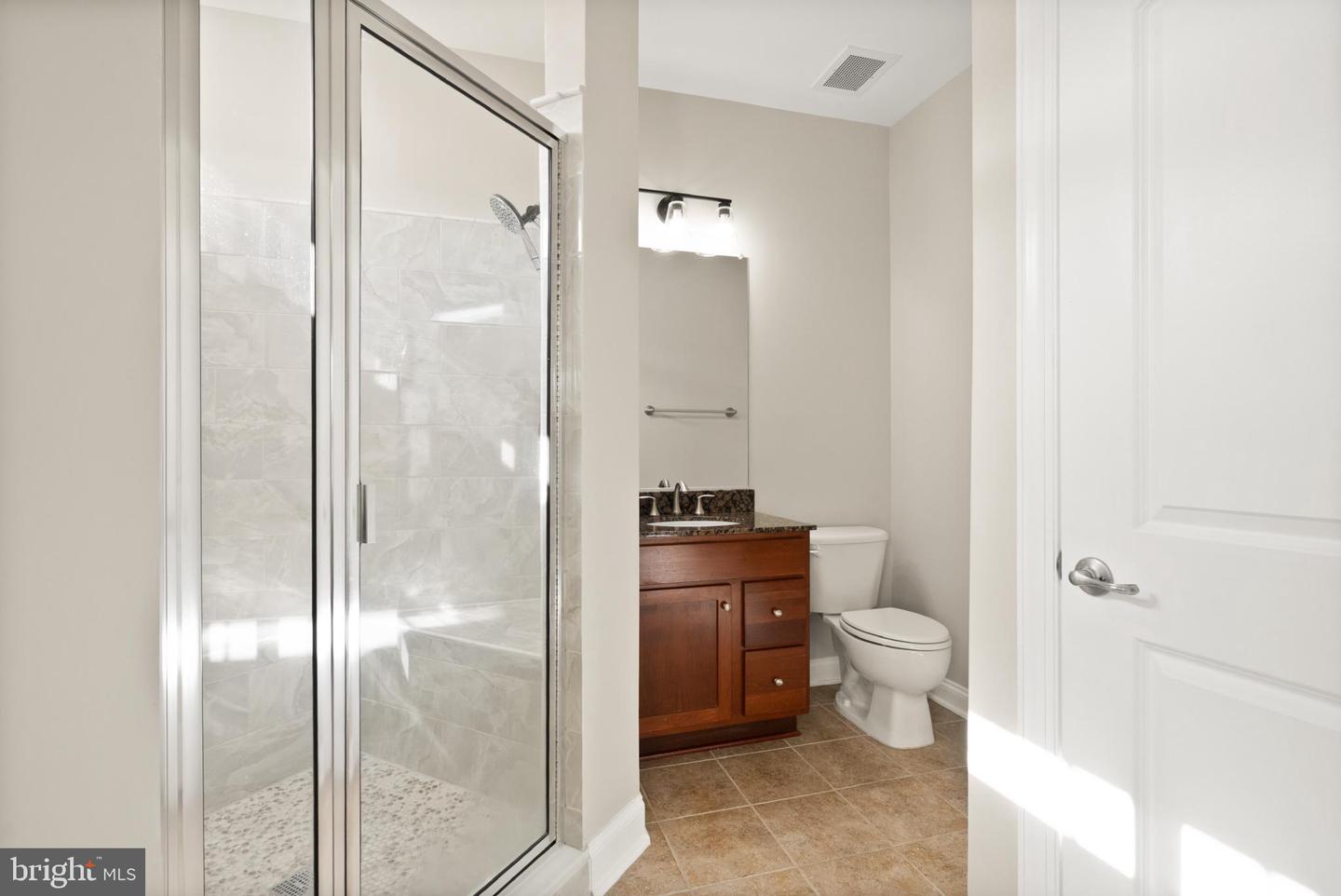 2238 MARGRAF CIR, WOODBRIDGE, Virginia 22191, 3 Bedrooms Bedrooms, 6 Rooms Rooms,2 BathroomsBathrooms,Residential,For sale,2238 MARGRAF CIR,VAPW2106656 MLS # VAPW2106656