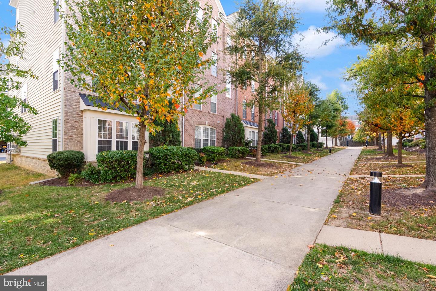 2238 MARGRAF CIR, WOODBRIDGE, Virginia 22191, 3 Bedrooms Bedrooms, 6 Rooms Rooms,2 BathroomsBathrooms,Residential,For sale,2238 MARGRAF CIR,VAPW2106656 MLS # VAPW2106656