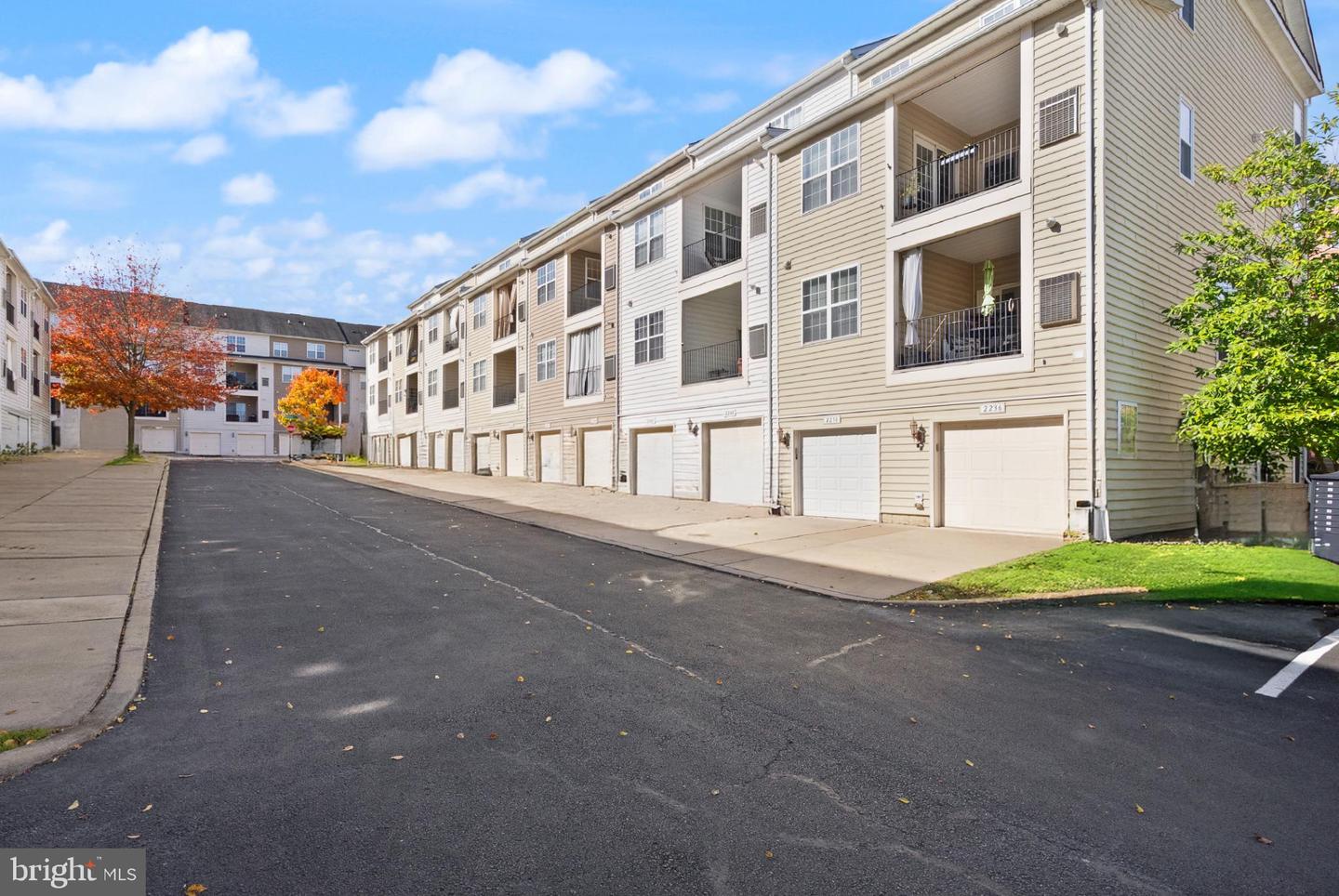 2238 MARGRAF CIR, WOODBRIDGE, Virginia 22191, 3 Bedrooms Bedrooms, 6 Rooms Rooms,2 BathroomsBathrooms,Residential,For sale,2238 MARGRAF CIR,VAPW2106656 MLS # VAPW2106656