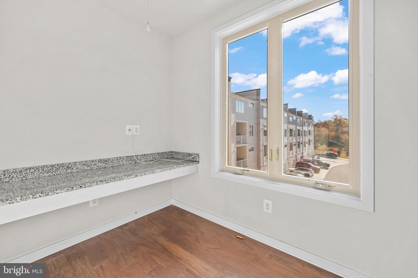 23647 HOPEWELL MANOR TER, ASHBURN, Virginia 20148, 3 Bedrooms Bedrooms, ,2 BathroomsBathrooms,Residential,For sale,23647 HOPEWELL MANOR TER,VALO2109578 MLS # VALO2109578 23647 HOPEWELL MANOR TER, ASHBURN, Virginia 20148, 3 Bedrooms Bedrooms, ,2 BathroomsBathrooms,Residential,For sale,23647 HOPEWELL MANOR TER,VALO2109578 MLS # VALO2109578