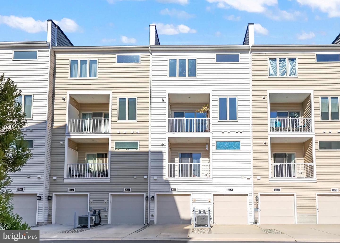 23647 HOPEWELL MANOR TER, ASHBURN, Virginia 20148, 3 Bedrooms Bedrooms, ,2 BathroomsBathrooms,Residential,For sale,23647 HOPEWELL MANOR TER,VALO2109578 MLS # VALO2109578 23647 HOPEWELL MANOR TER, ASHBURN, Virginia 20148, 3 Bedrooms Bedrooms, ,2 BathroomsBathrooms,Residential,For sale,23647 HOPEWELL MANOR TER,VALO2109578 MLS # VALO2109578