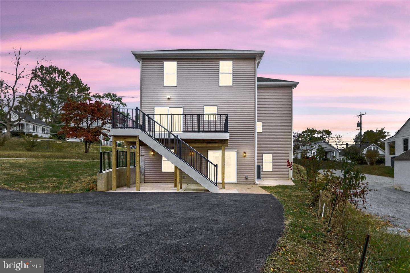 914 OLD RIXEYVILLE RD, CULPEPER, Virginia 22701, 5 Bedrooms Bedrooms, ,3 BathroomsBathrooms,Residential,For sale,914 OLD RIXEYVILLE RD,VACU2011900 MLS # VACU2011900