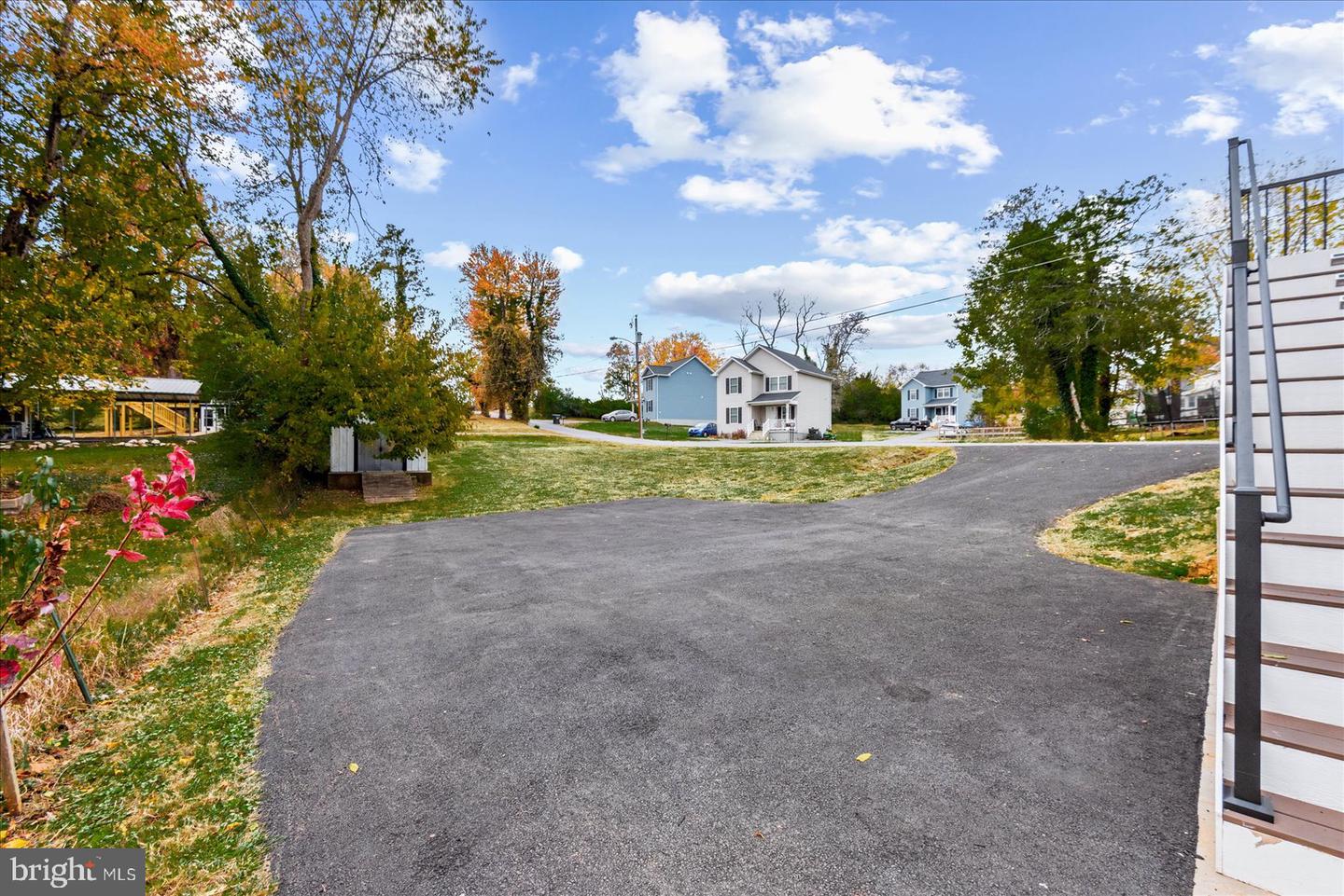 914 OLD RIXEYVILLE RD, CULPEPER, Virginia 22701, 5 Bedrooms Bedrooms, ,3 BathroomsBathrooms,Residential,For sale,914 OLD RIXEYVILLE RD,VACU2011900 MLS # VACU2011900